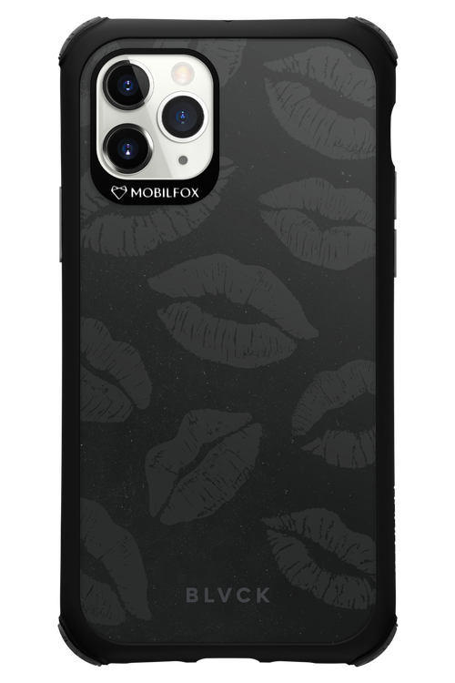 Dark Lips - Apple iPhone 11 Pro
