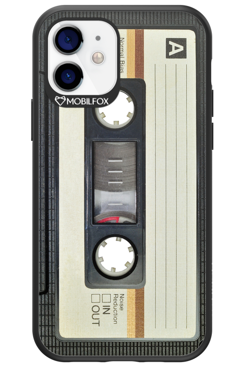 CASE 11 - Apple iPhone 12