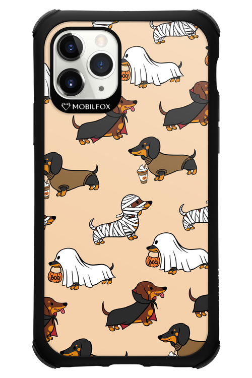Scary Dachshund - Apple iPhone 11 Pro
