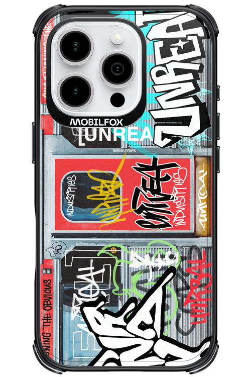 Train - Apple iPhone 16 Pro