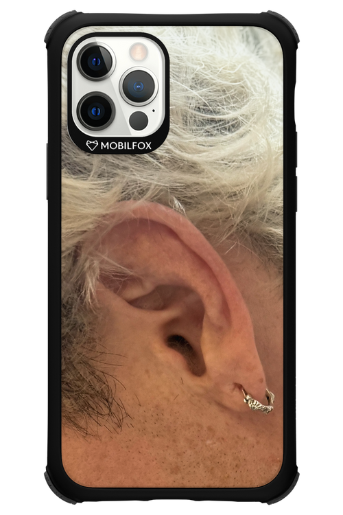 Ear - Apple iPhone 12 Pro