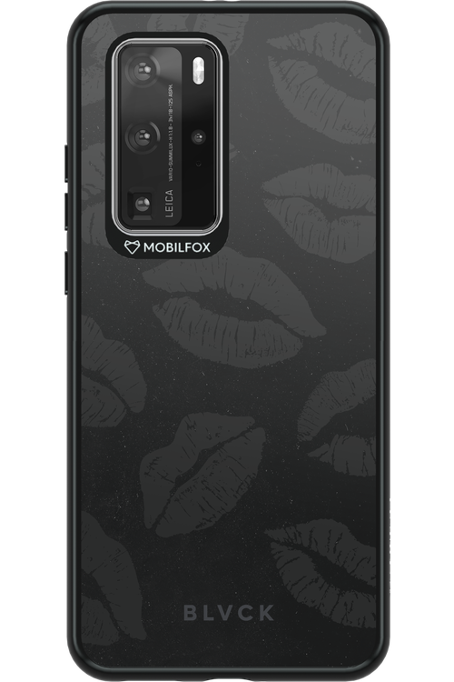 Dark Lips - Huawei P40 Pro