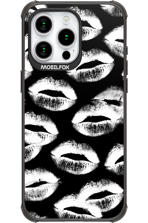 Ghost Kiss Black - Apple iPhone 15 Pro Max