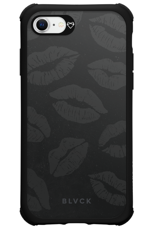 Dark Lips - Apple iPhone SE 2022