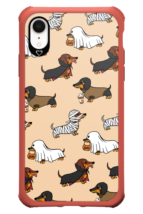 Scary Dachshund - Apple iPhone XR
