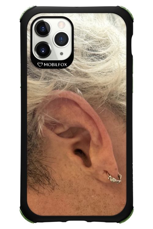 Ear - Apple iPhone 11 Pro