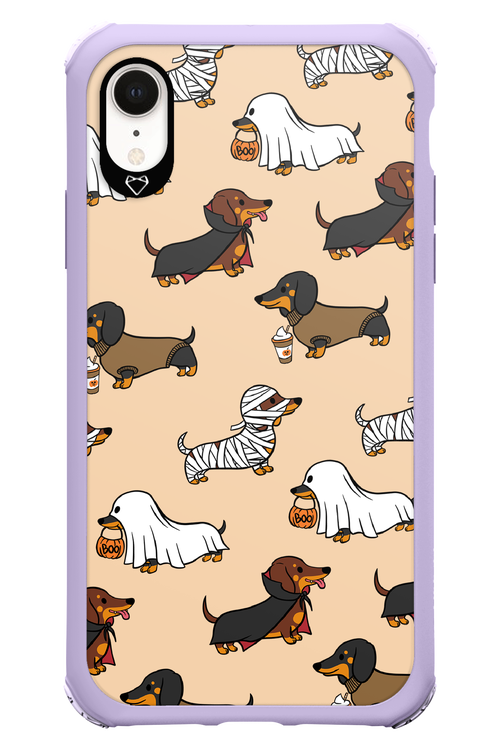 Scary Dachshund - Apple iPhone XR