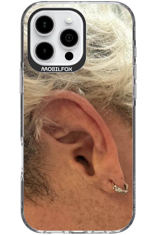 Ear - Apple iPhone 16 Pro Max