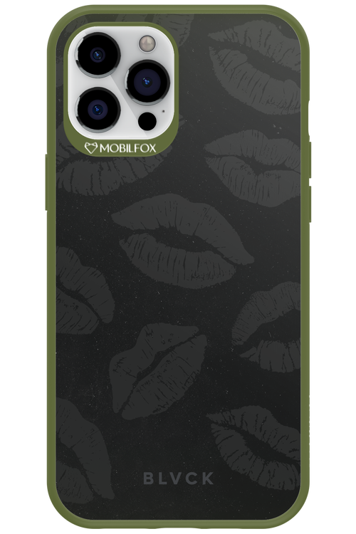 Dark Lips - Apple iPhone 12 Pro Max