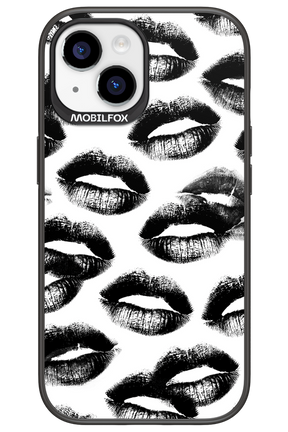 Ghost Kiss - Apple iPhone 15