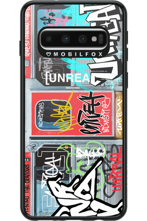 Train - Samsung Galaxy S10