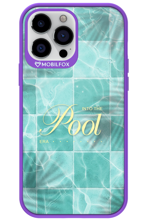 Into the Pool - Apple iPhone 13 Pro Max