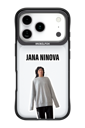 Jana Ninanova - Apple iPhone 17 Pro