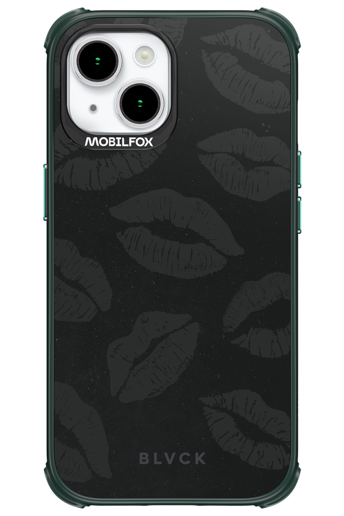 Dark Lips - Apple iPhone 15