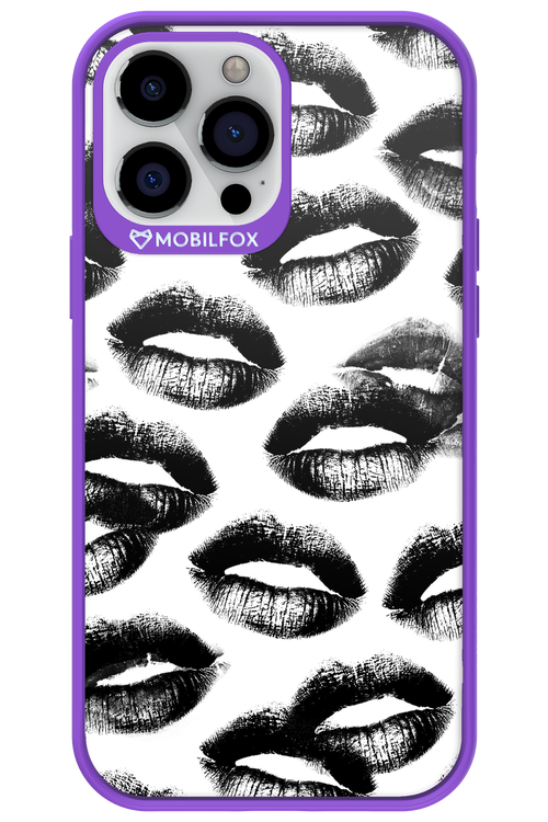 Ghost Kiss - Apple iPhone 13 Pro Max