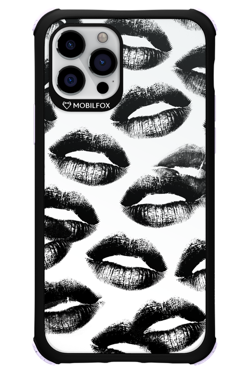 Ghost Kiss - Apple iPhone 12 Pro