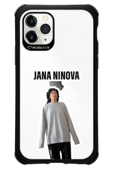 Jana Ninanova - Apple iPhone 11 Pro