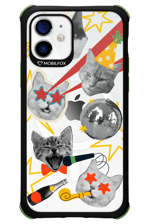 Christmas Chaos - Apple iPhone 12