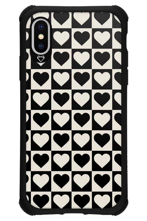 Checkered Heart - Apple iPhone XS