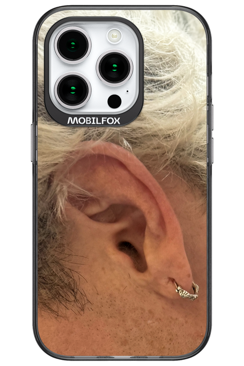 Ear - Apple iPhone 15 Pro