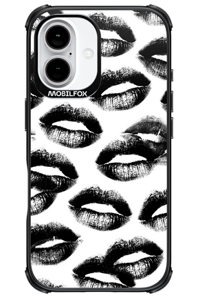 Ghost Kiss - Apple iPhone 16