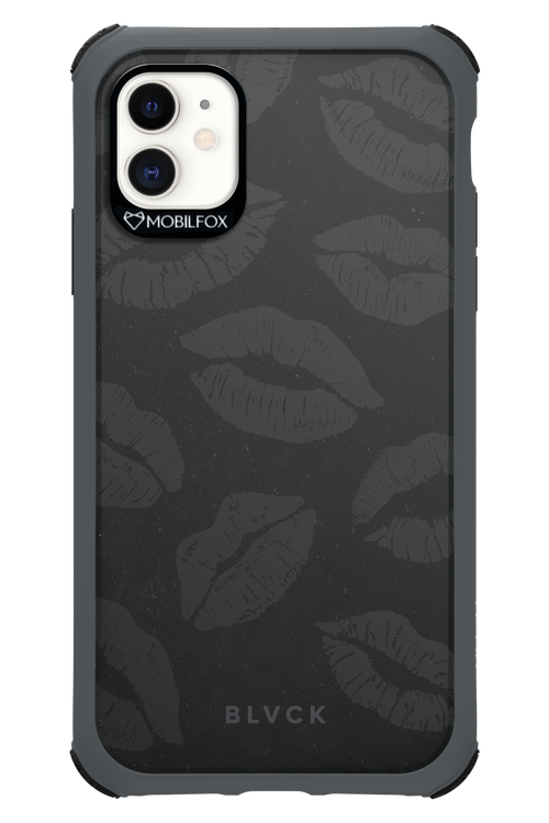 Dark Lips - Apple iPhone 11