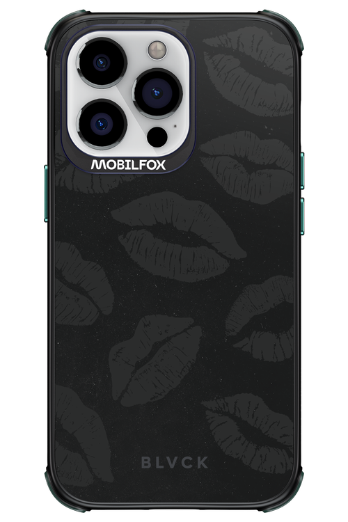 Dark Lips - Apple iPhone 13 Pro
