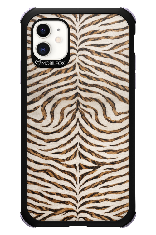 Adventure Charm - Apple iPhone 11