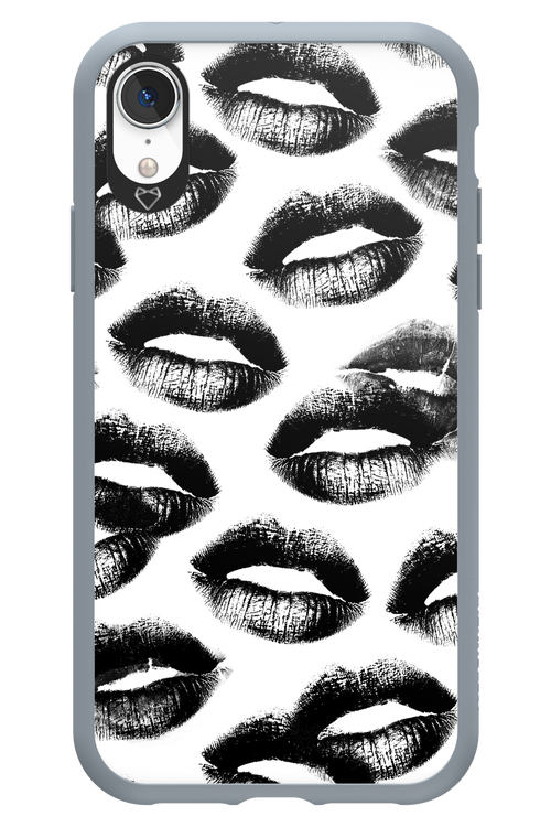 Ghost Kiss - Apple iPhone XR