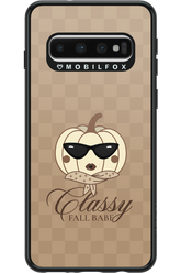 Fall Babe - Samsung Galaxy S10