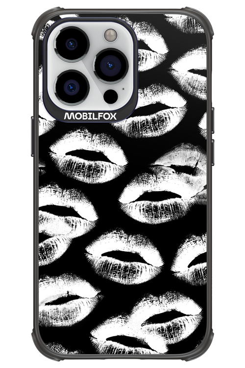 Ghost Kiss Black - Apple iPhone 13 Pro