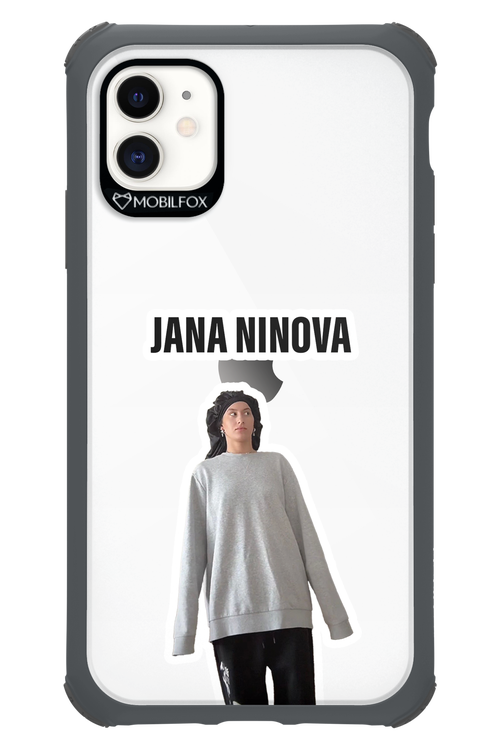 Jana Ninanova - Apple iPhone 11