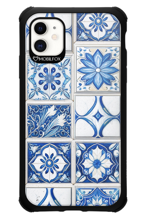 Antique - Apple iPhone 11