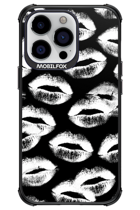 Ghost Kiss Black - Apple iPhone 13 Pro