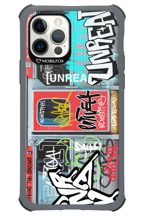 Train - Apple iPhone 12 Pro