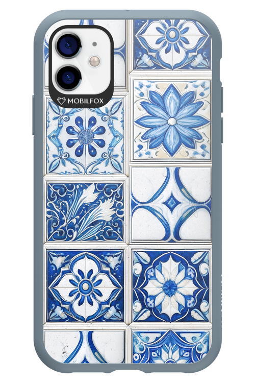Antique - Apple iPhone 11