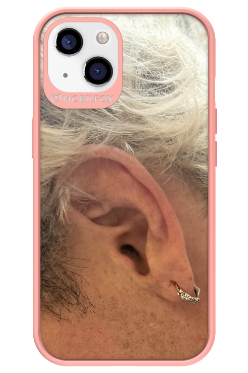 Ear - Apple iPhone 13