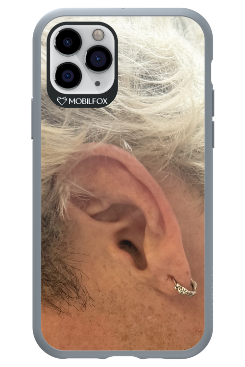 Ear - Apple iPhone 11 Pro