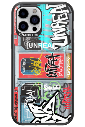 Train - Apple iPhone 12 Pro