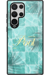 Into the Pool - Samsung Galaxy S22 Ultra