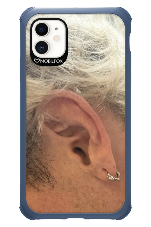 Ear - Apple iPhone 11