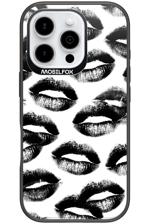 Ghost Kiss - Apple iPhone 16 Pro