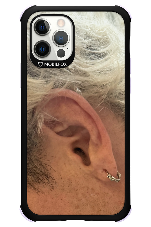 Ear - Apple iPhone 12 Pro