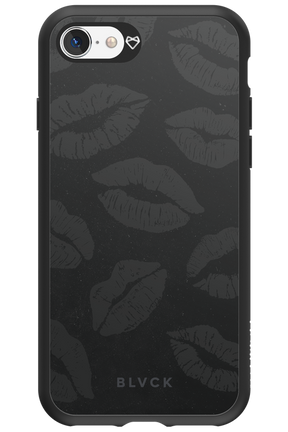 Dark Lips - Apple iPhone SE 2022