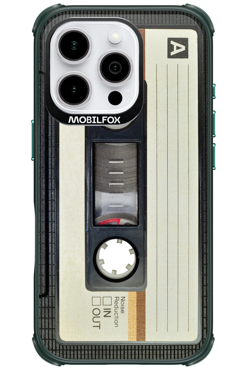 CASE 11 - Apple iPhone 16 Pro