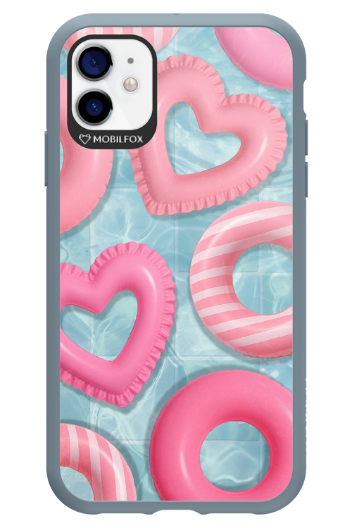 Love Pool - Apple iPhone 11
