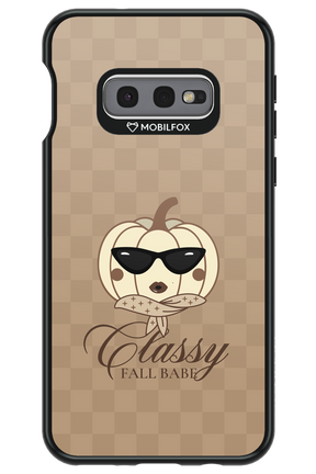 Fall Babe - Samsung Galaxy S10e