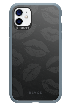 Dark Lips - Apple iPhone 11