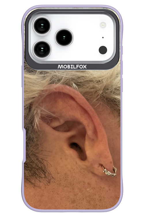 Ear - Apple iPhone 17 Pro Max