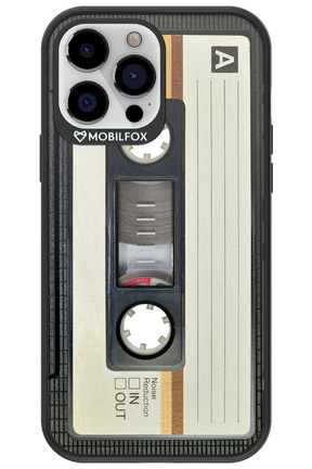 CASE 11 - Apple iPhone 13 Pro Max